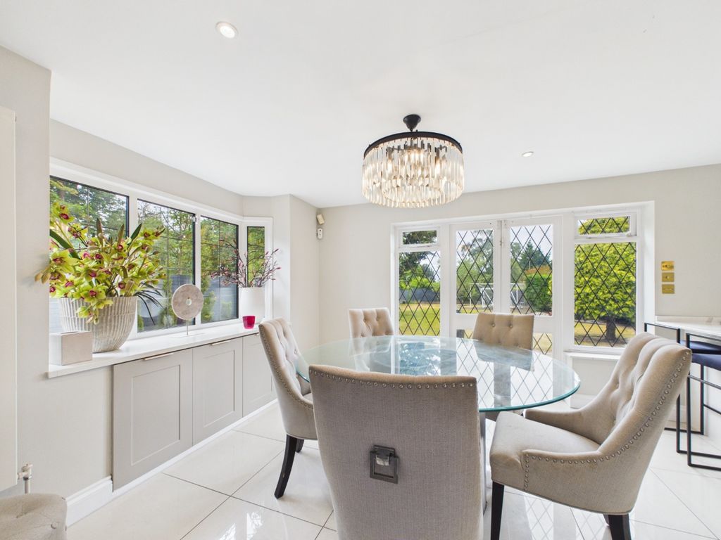 Property photo 3 of 28 5203546