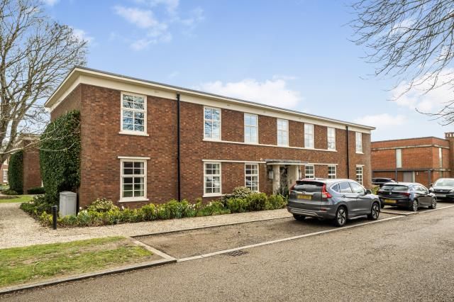 Property photo 1 of 20 External View