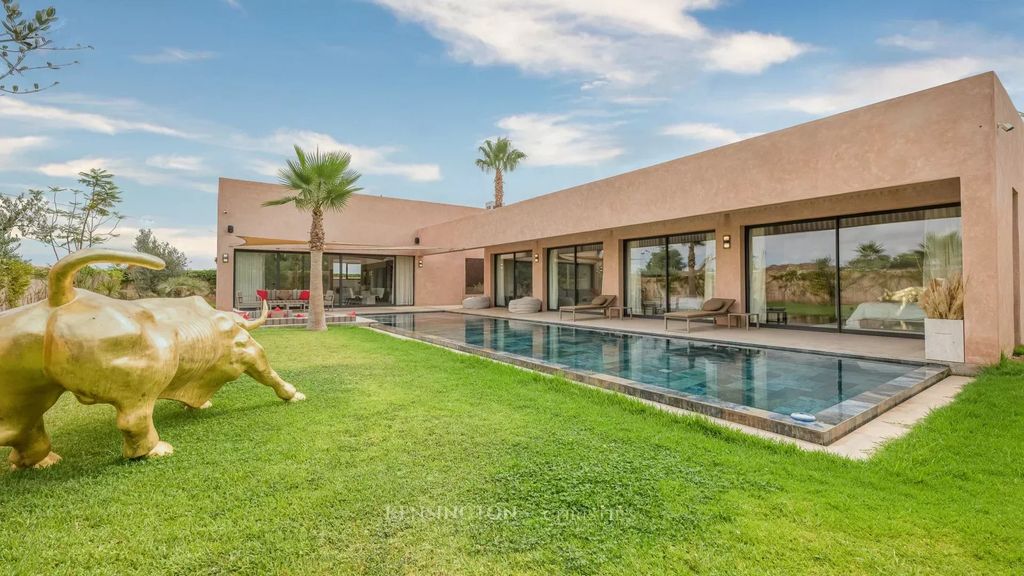 Property photo 1 of 79