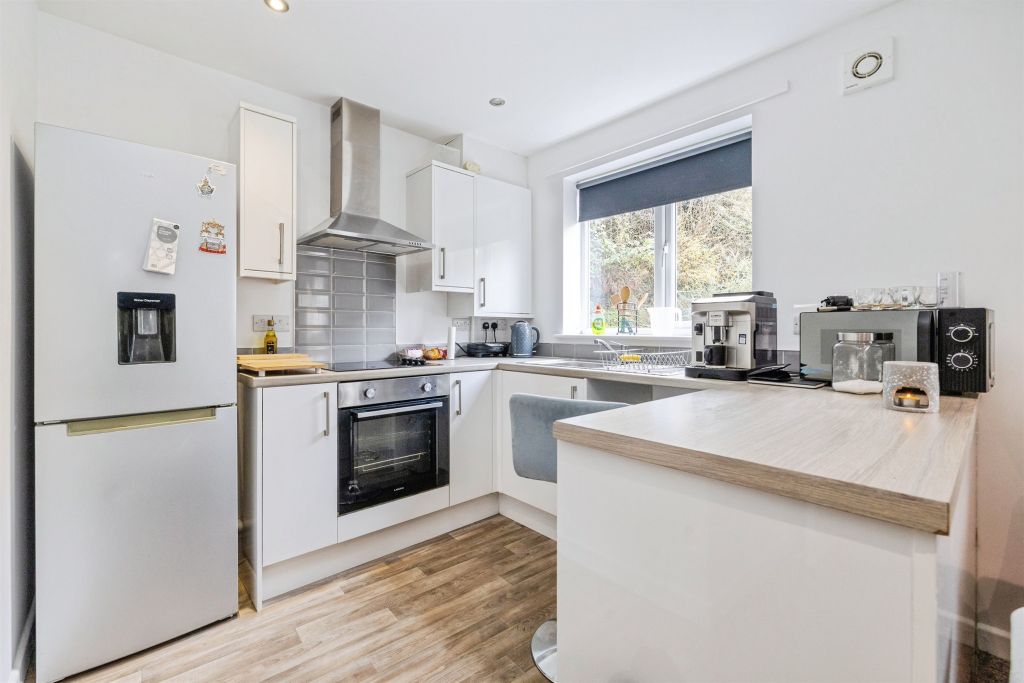 Property photo 3 of 17