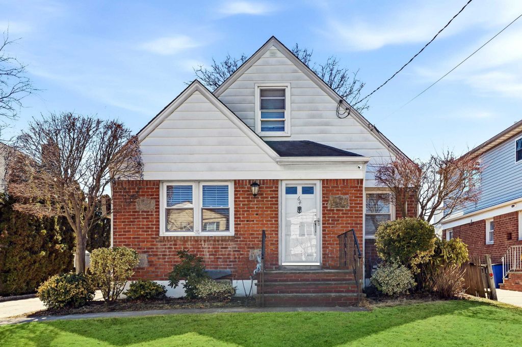 Property photo 1 of 31