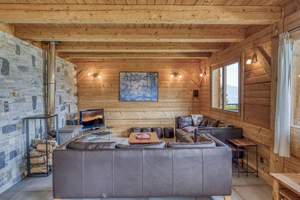 Property photo 3 of 12 St. Gervais Chalet F