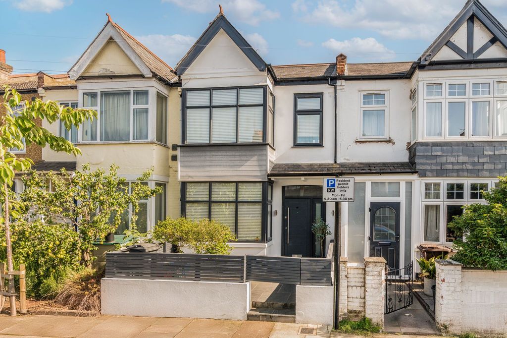 Property photo 1 of 14