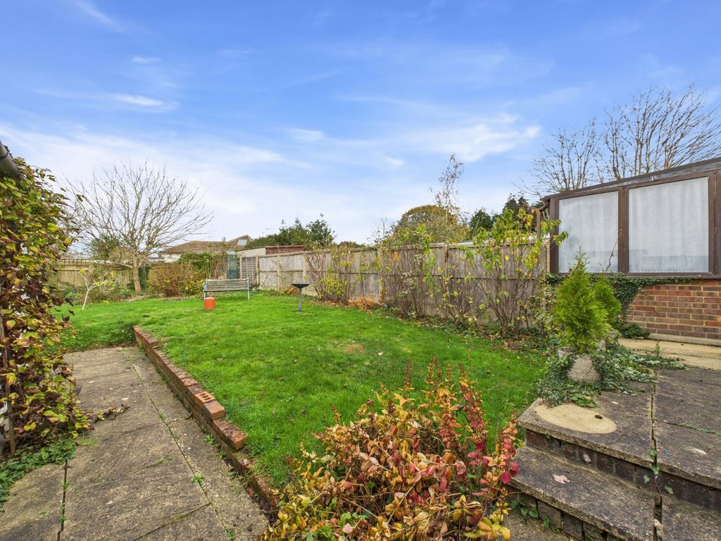 Property photo 3 of 19 Garden