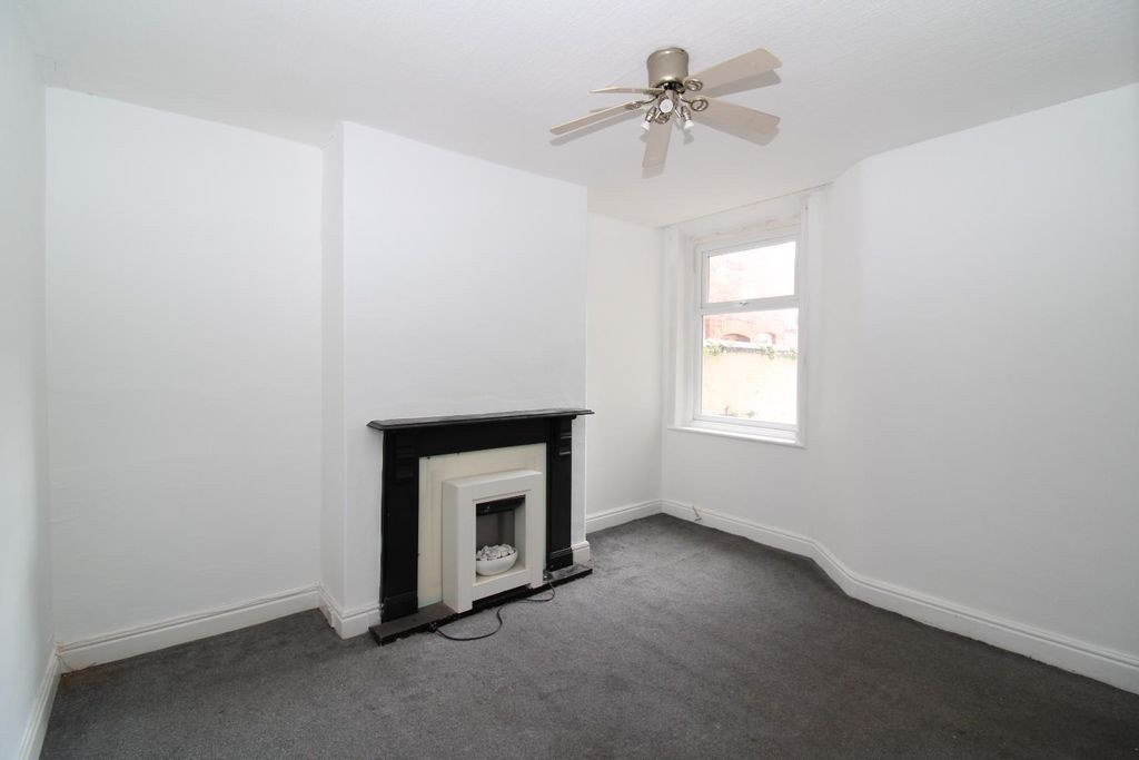 Property photo 3 of 11 Img_2367.Jpg