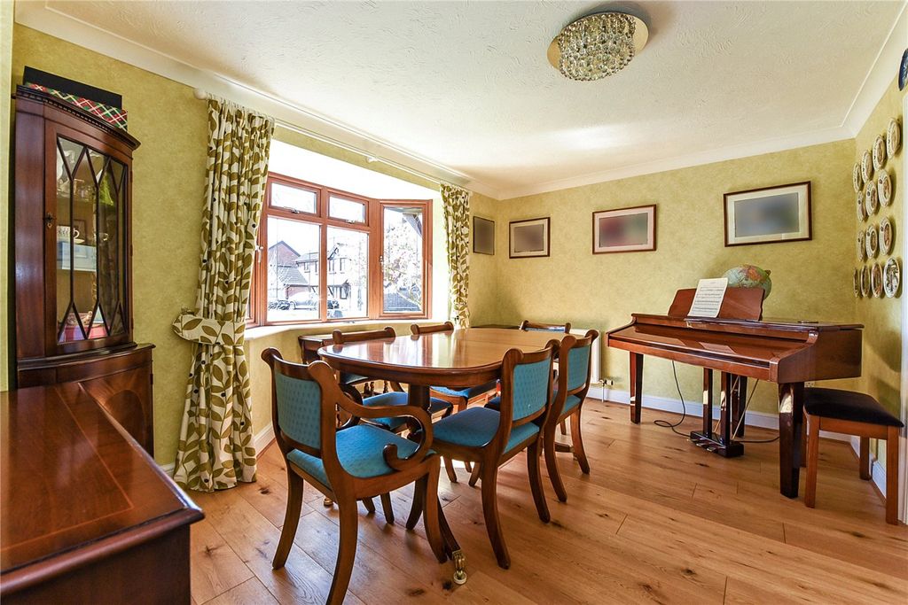 Property photo 3 of 14 Dining Room