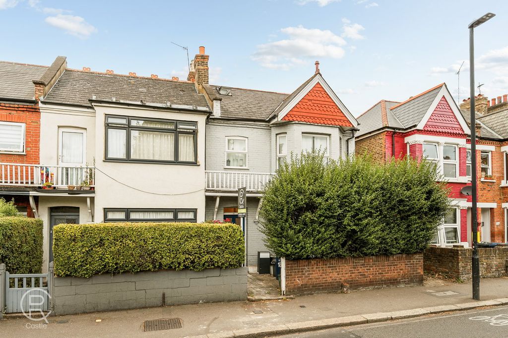 Property photo 1 of 10