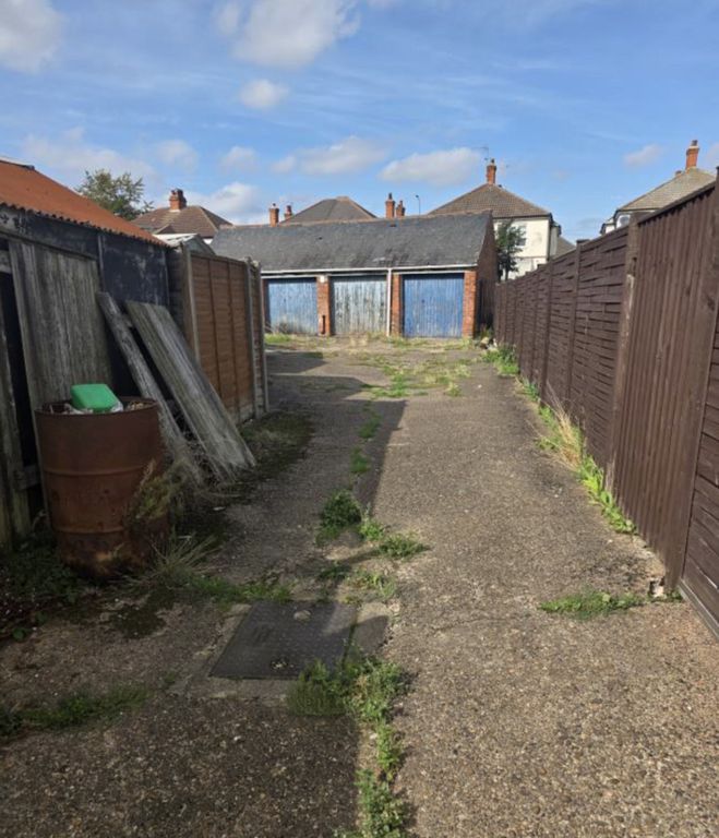 Property photo 2 of 2