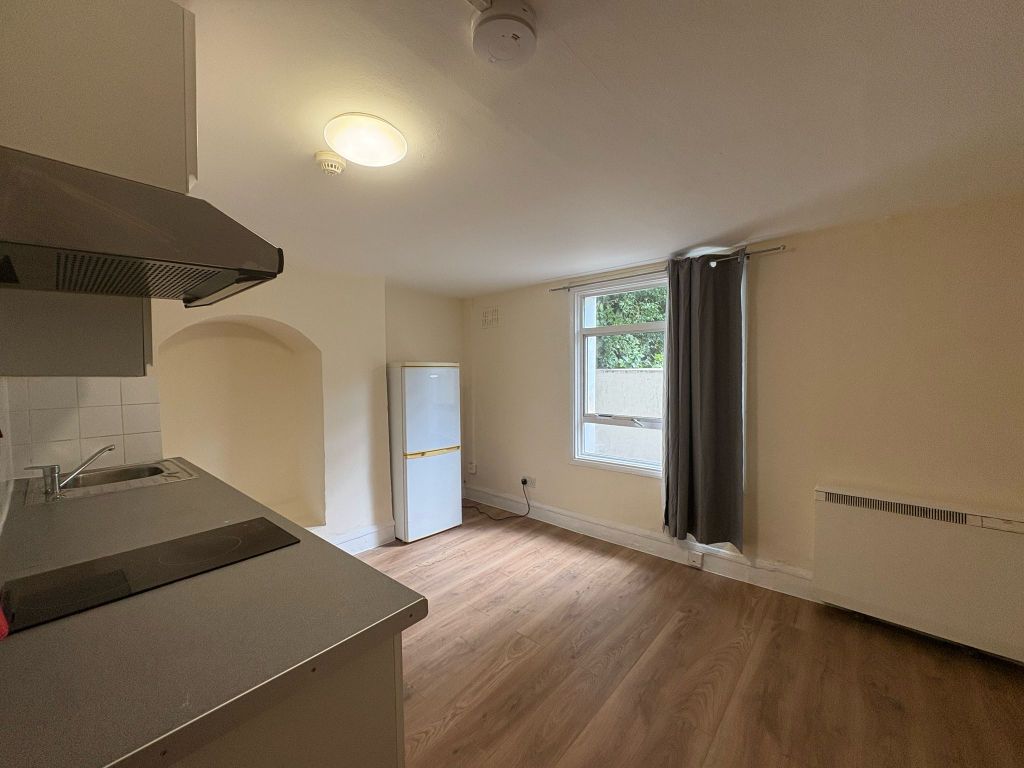 Property photo 3 of 4