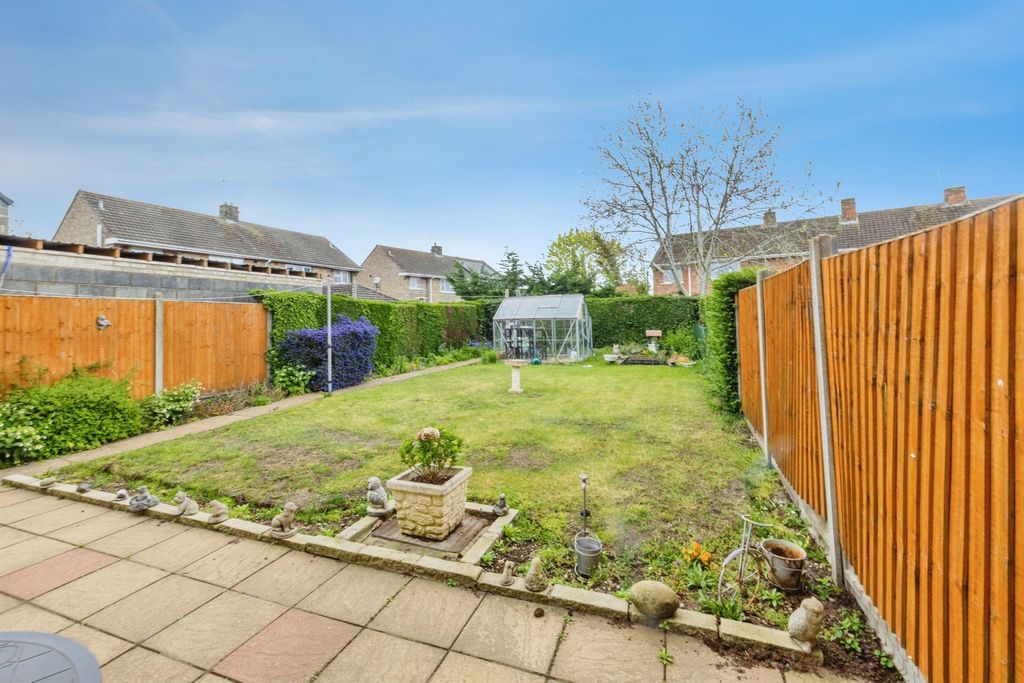 Property photo 2 of 15