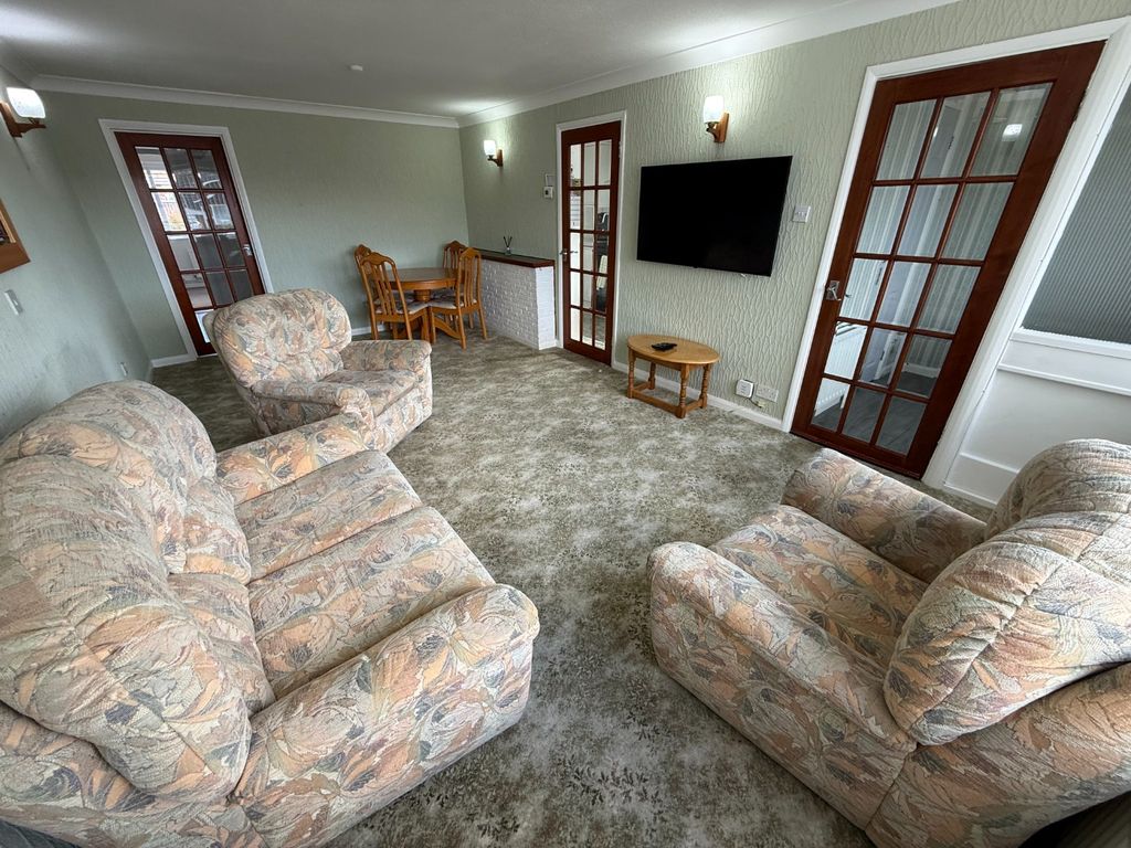 Property photo 3 of 15 5373173
