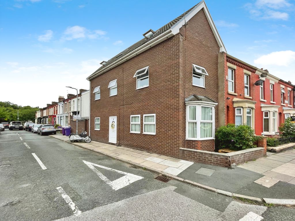 Property photo 1 of 22 9