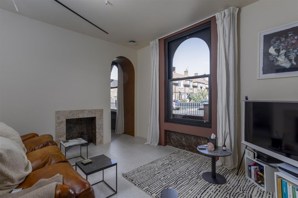 Property photo 3 of 60 Alma_Terrace_13.Jpg