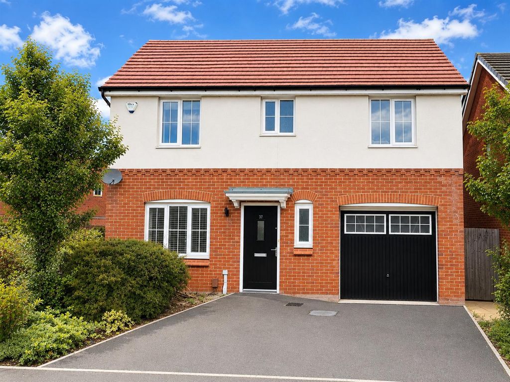 Property photo 1 of 15 External Front.Png