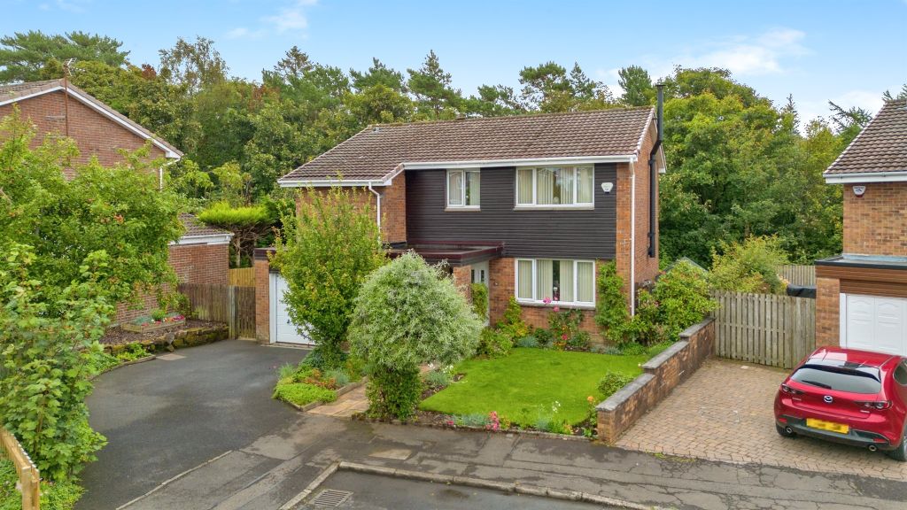 Property photo 1 of 32