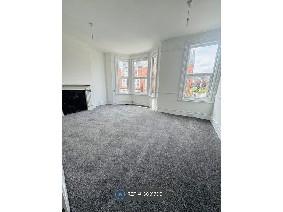 Property photo 3 of 12 Large Living Area