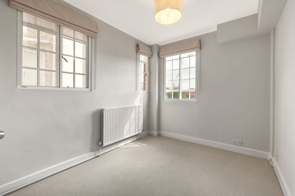 Property photo 3 of 6 Awinship-10095-01...