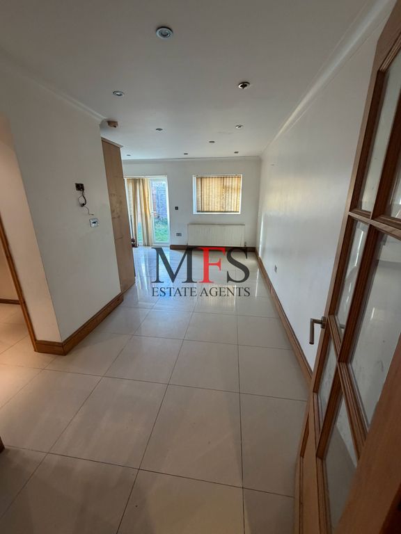 Property photo 2 of 18 Photo 2