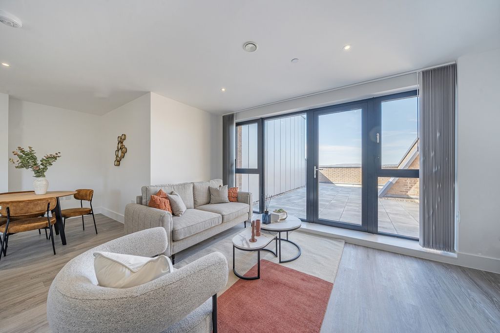 Property photo 1 of 9 1269202 (3)