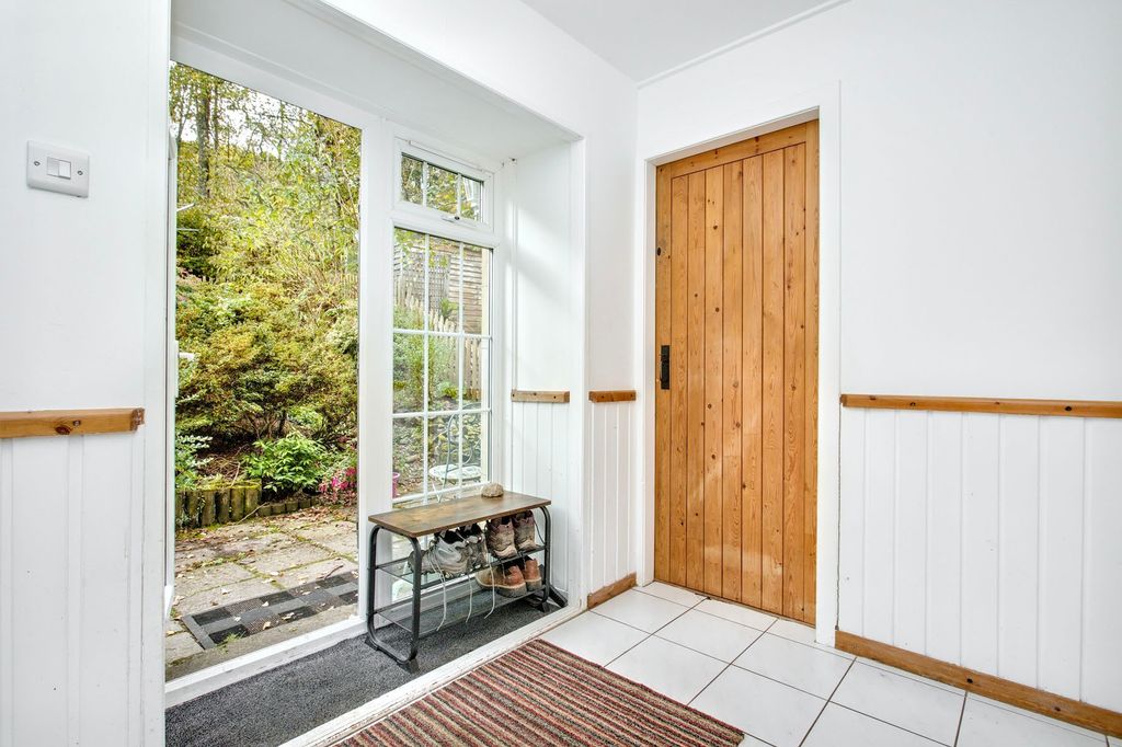 Property photo 2 of 12 Property Image 2