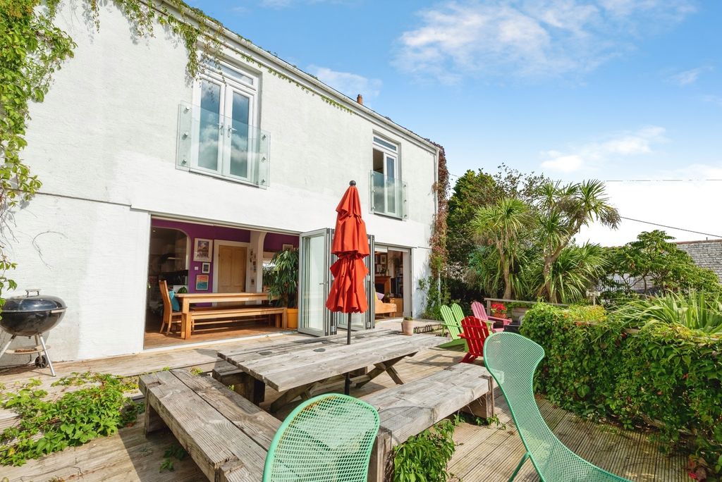 Property photo 1 of 21 Pbox-Img.Jpg