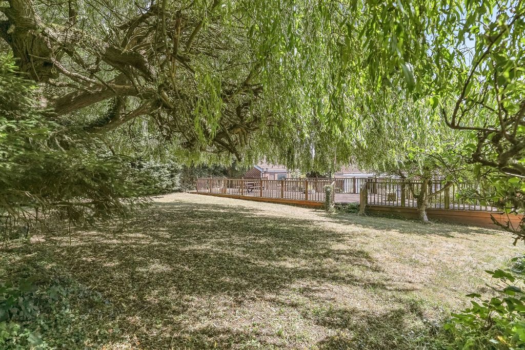 Property photo 2 of 20 Pbox-Img.Jpg