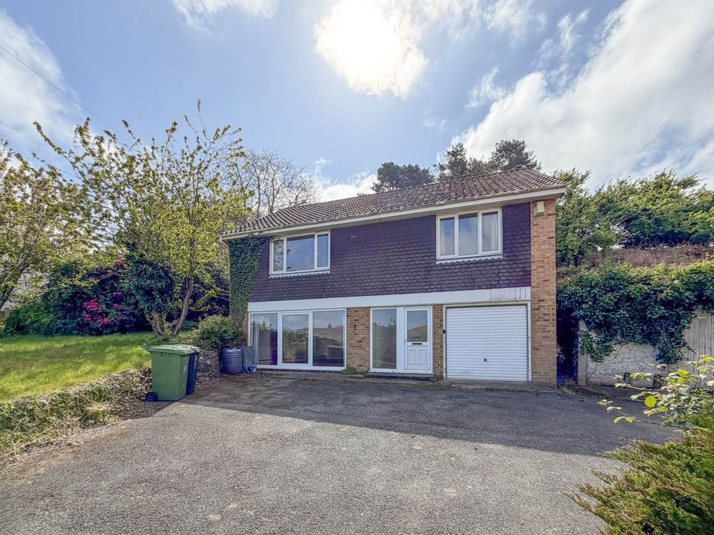Property photo 1 of 24