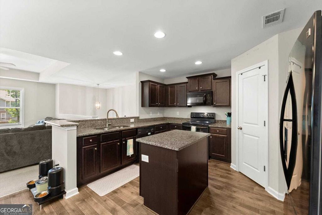 Property photo 3 of 19 <Alttext/>