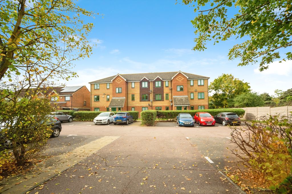 Property photo 1 of 11 Front View