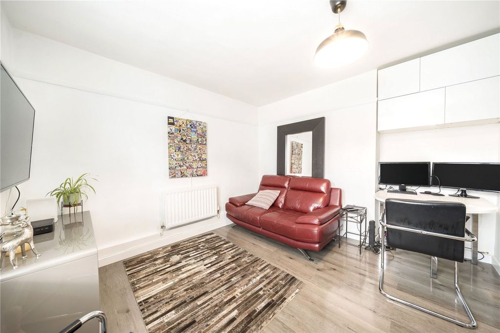 Property photo 1 of 8 Picture No. 08