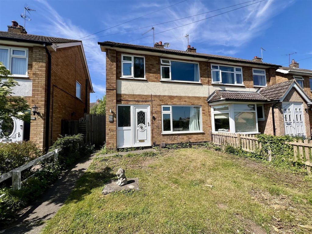 Property photo 1 of 10 Front