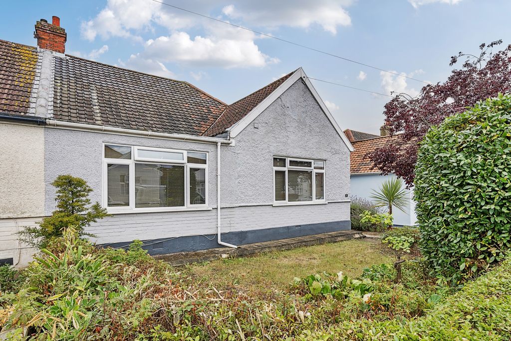 Property photo 1 of 22 External