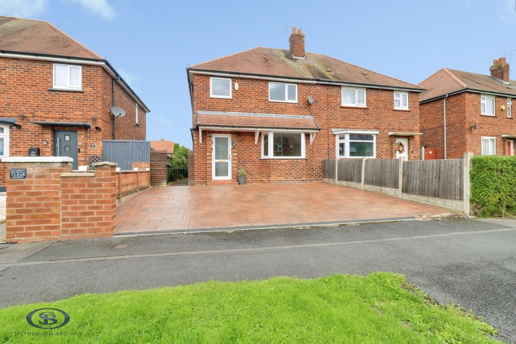 Property photo 1 of 27 Pbox-Img.Jpg