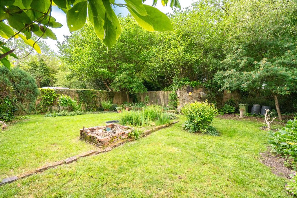 Property photo 2 of 16 Picture No. 07