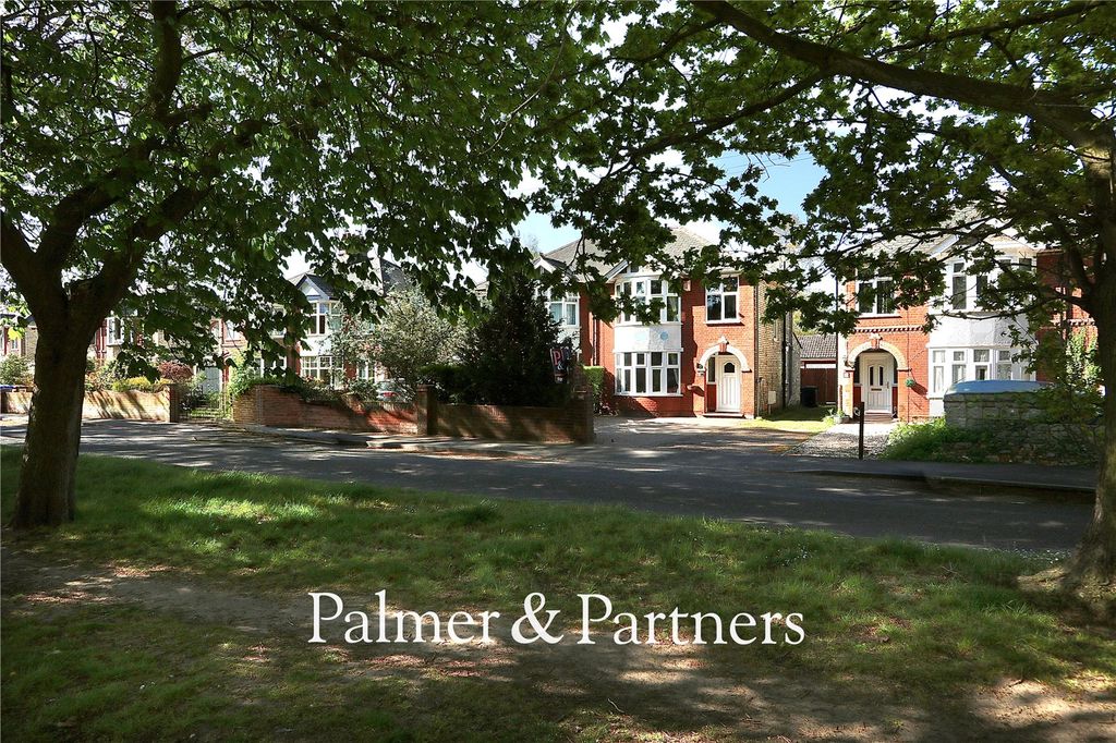 Property photo 1 of 22 Picture No. 16