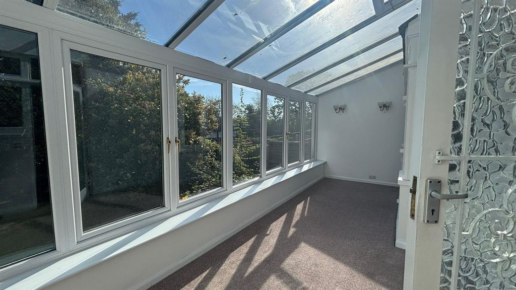 Property photo 2 of 19 Image00002.Jpg