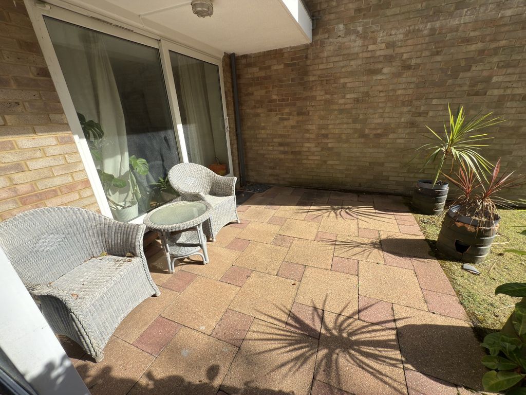 Property photo 2 of 22 4523251