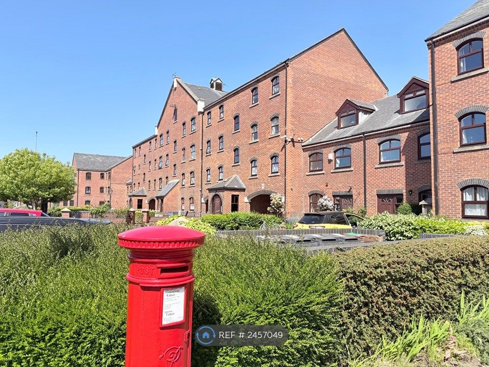 Property photo 2 of 17