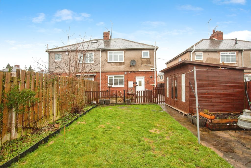 Property photo 2 of 15