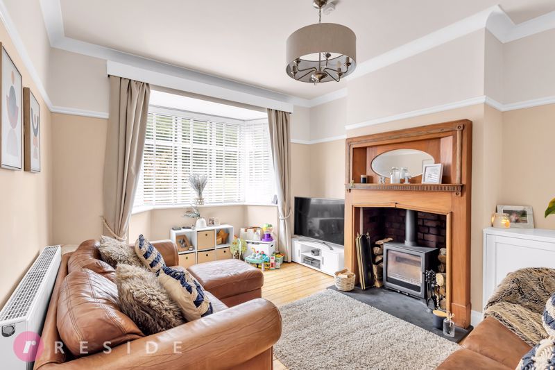 Property photo 2 of 20 Lounge