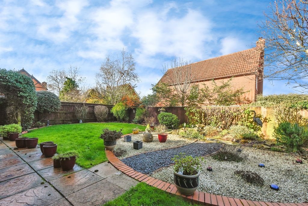 Property photo 2 of 15