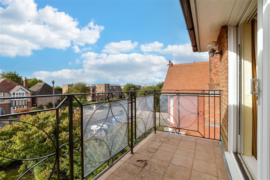 Property photo 1 of 18 Balcony / Terrace