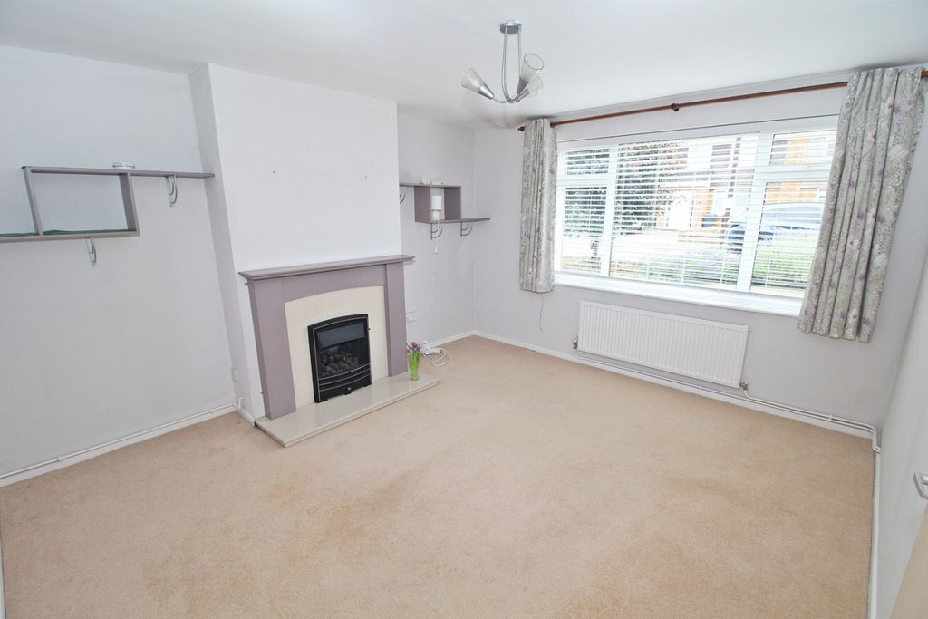 Property photo 3 of 16 4505615
