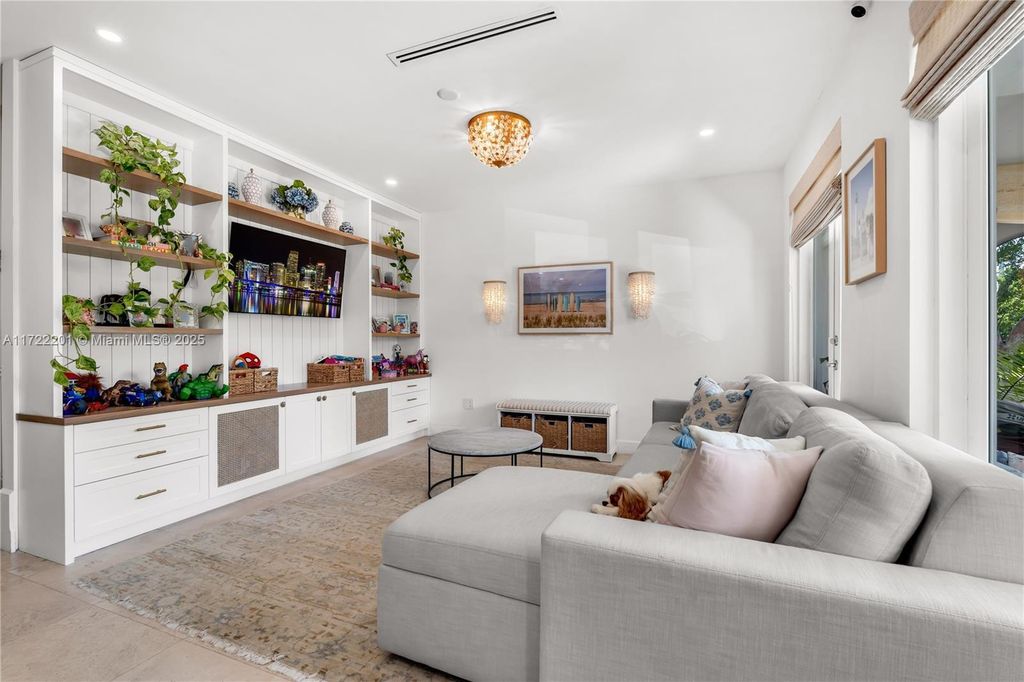 Property photo 1 of 8 <Alttext/>