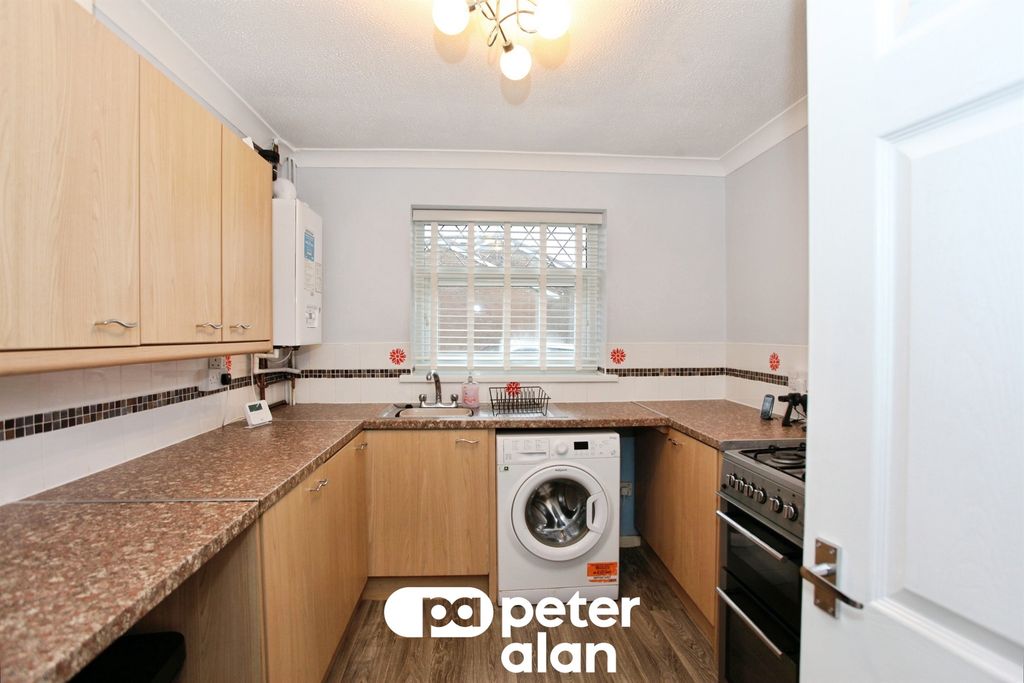 Additional image 7 of 2 bed semi-detached bungalow for saleManorbier Close, Grove Park, Blackwood NP12