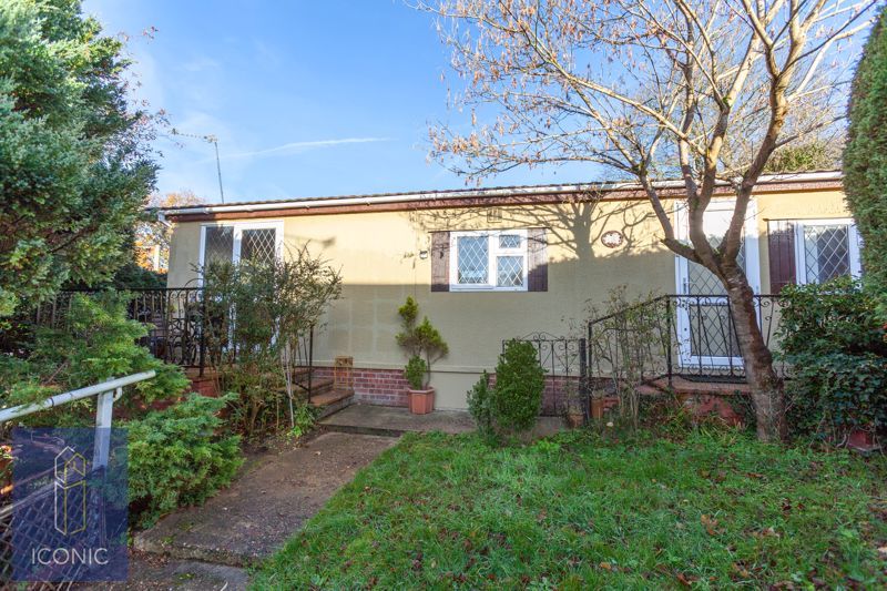 Property photo 1 of 13 Photo 12