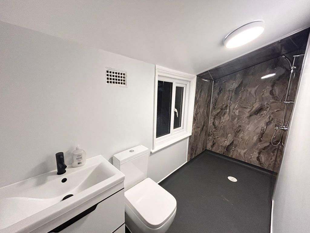 Property photo 3 of 4 Wetroom