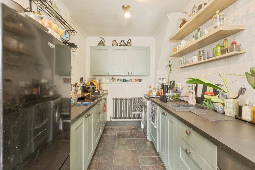 Property photo 3 of 11 Pbox-Img.Jpg
