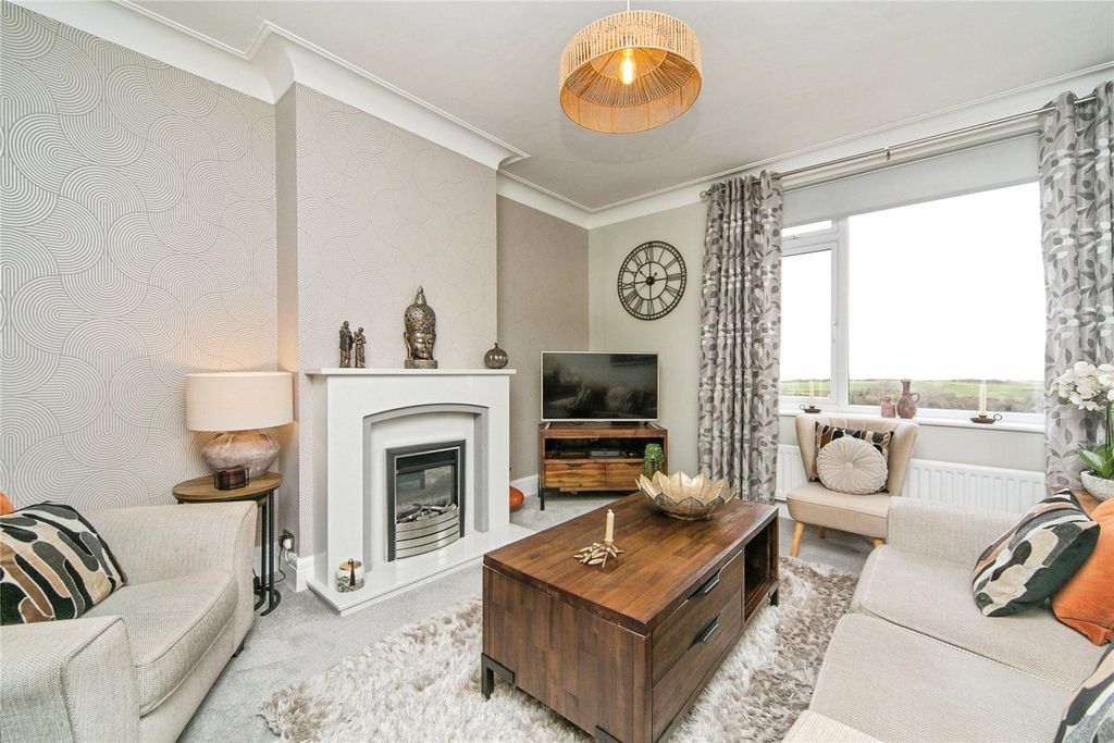 Property photo 2 of 18 Picture No. 04