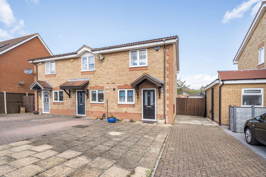 Property photo 1 of 15 External